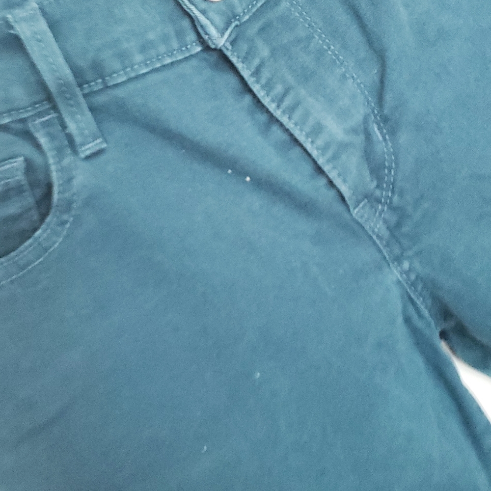Levi Jeans - Picture 3 of 8